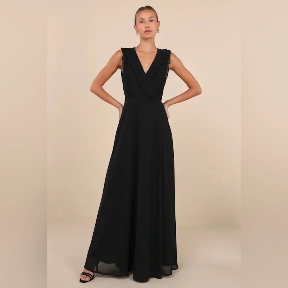 Lulus major elegance black Ruffle wrap dress Sz L nwot - Picture 1 of 4
